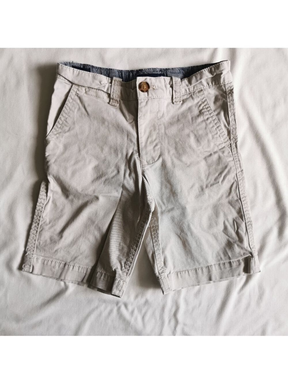 Tommy Hilfiger cream color shorts
